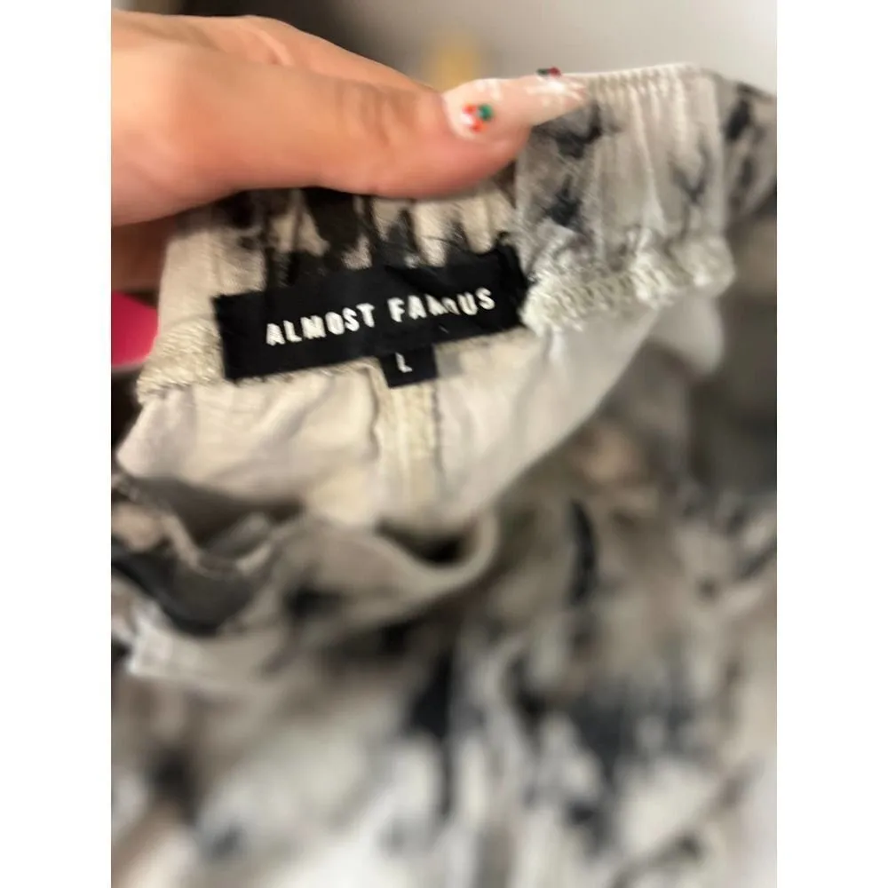 Almost famous jeans - Image 4