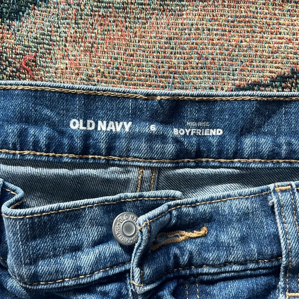 Old Navy High Rise Boyfriend Distressed Blue Jeans Women’s 6 Capri Raw Hem Y2K - Image 13