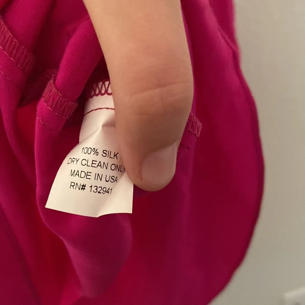 AMANDA Uprichard Hot Pink Silk Tunic - Image 4