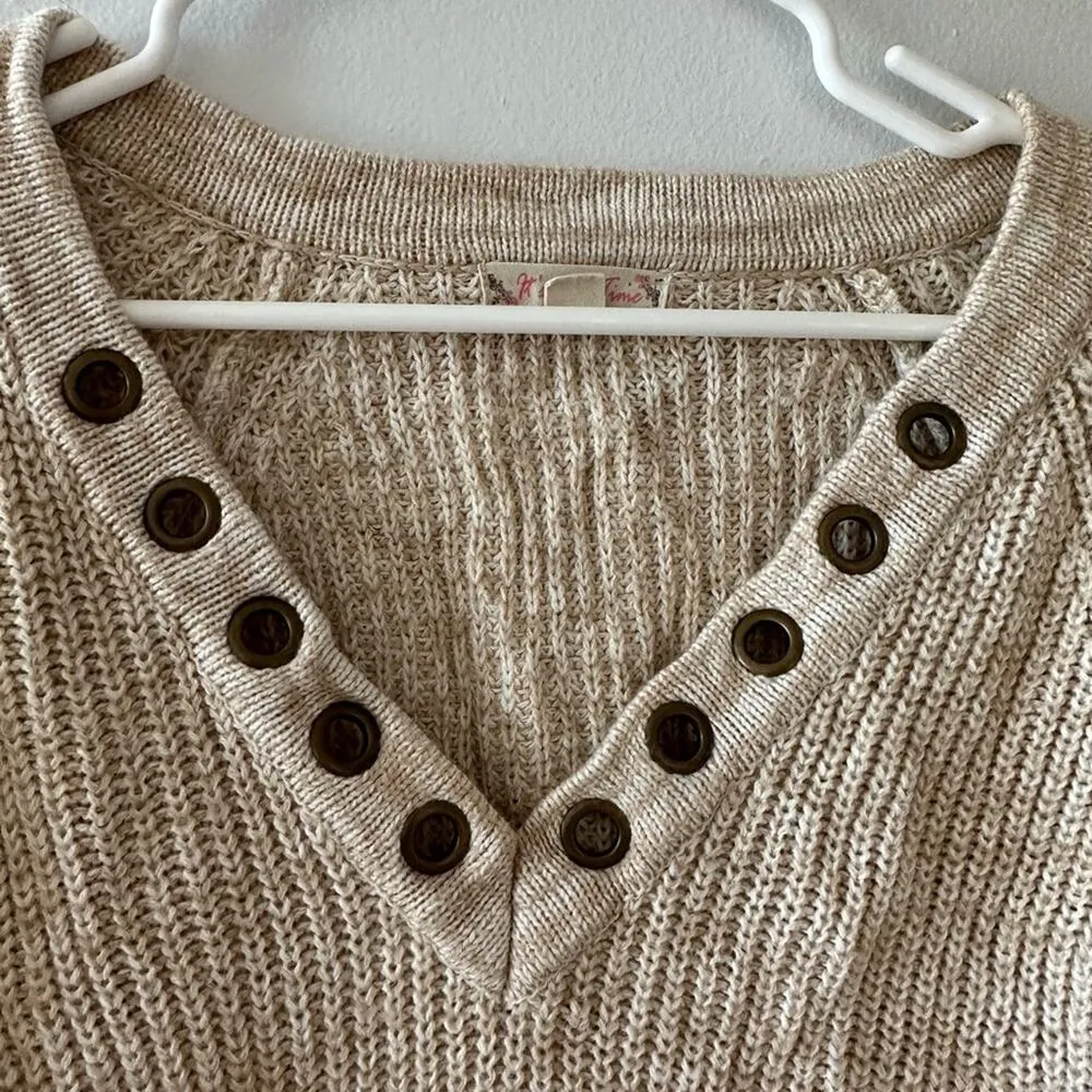 It's Our Time Sweater Women's Medium Beige V-neck Knit Winter Cabincore Pullover - Image 2