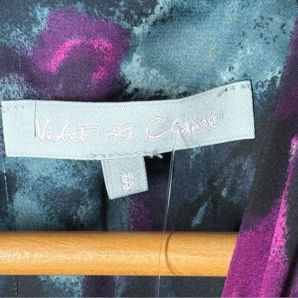 🏷️ NWOT Violet & Claire Purple Floral Watercolor Sleeveless Blouse Tank Top S - Image 3