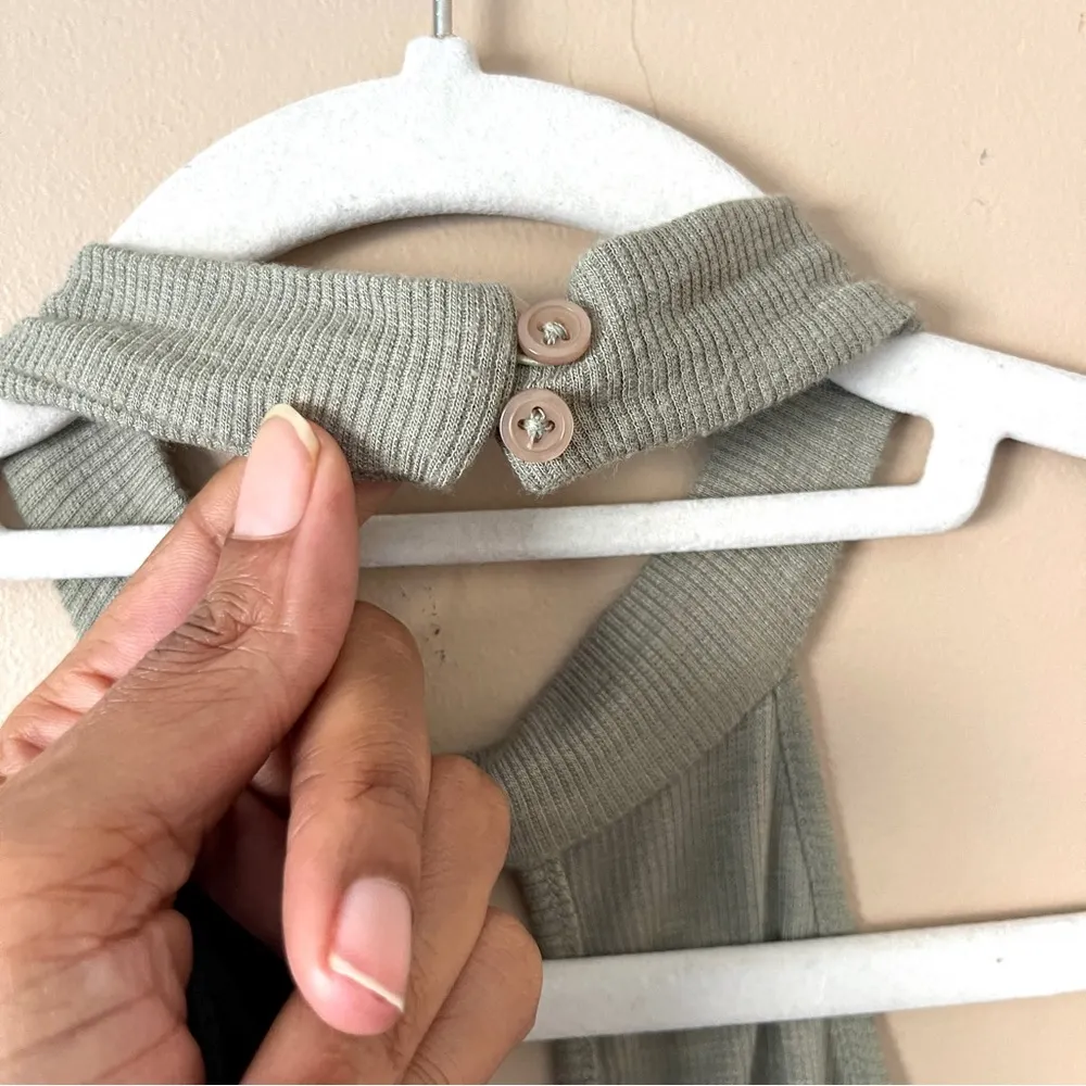 FOREVER 21 | Olive Green Ribbed Halter Bodysuit Sz M - Image 3