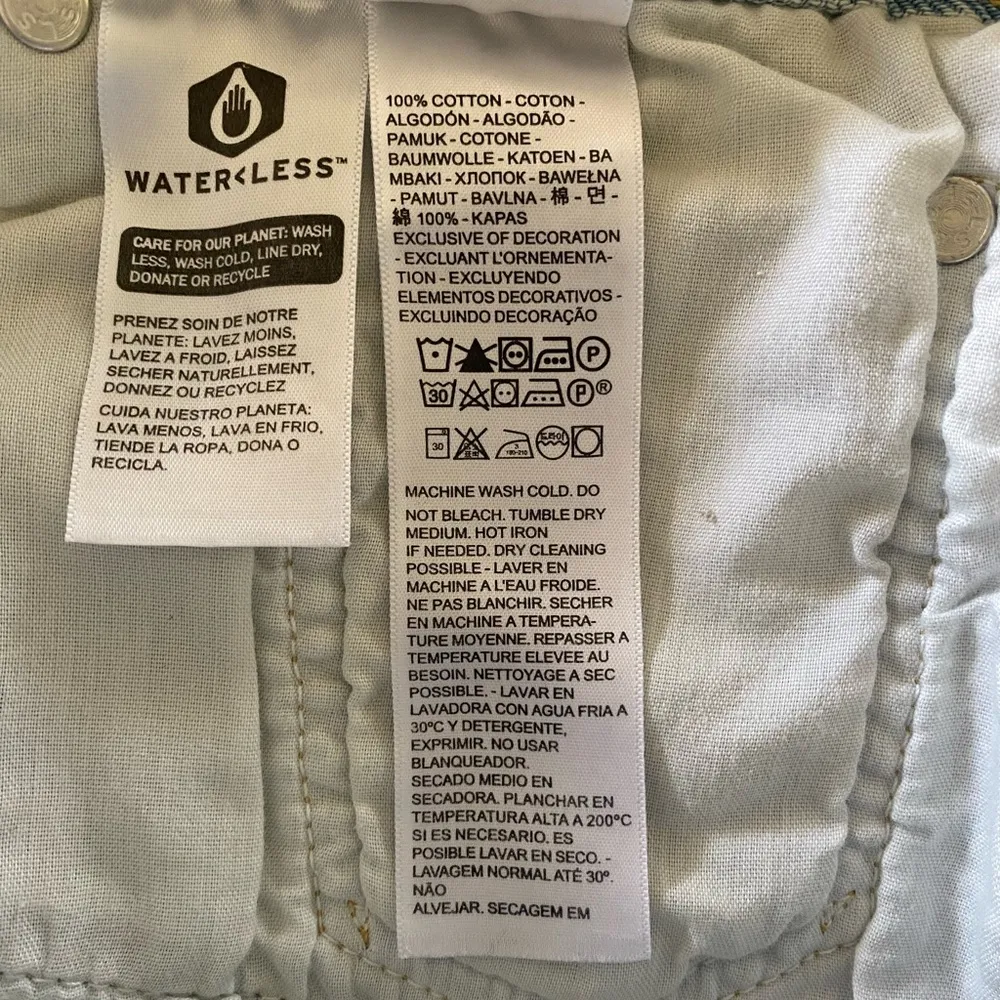 Levi's Premium Women's  501 Original Fit High-Rise Shorts Distressed Size 30 - Image 10