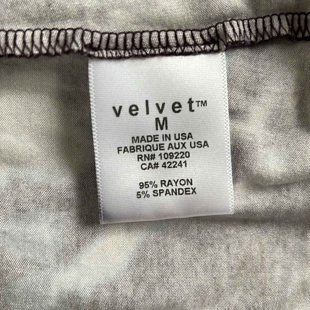 Velvet zebra tank.  Rayon/spandex. Size Medium. - Image 4