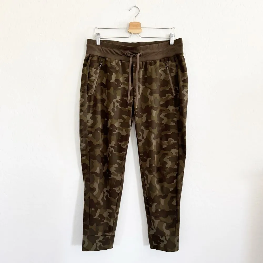 Anthropologie Marrakech Camo Joggers Pants Size 12 - Image 3