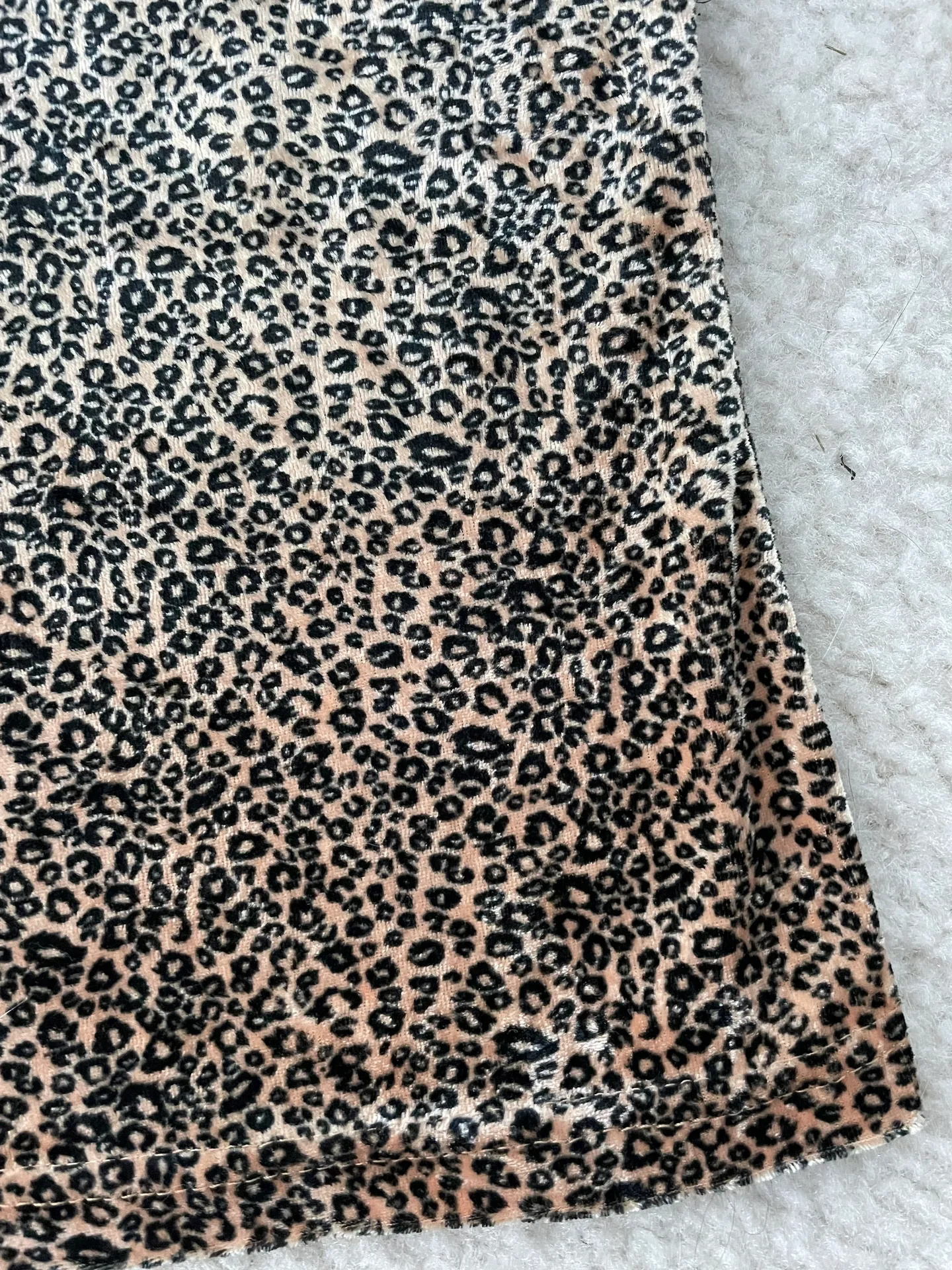 Vintage By Design Mock Neck Velour Leopard Print Short Sleeve Top Multi - Image 3