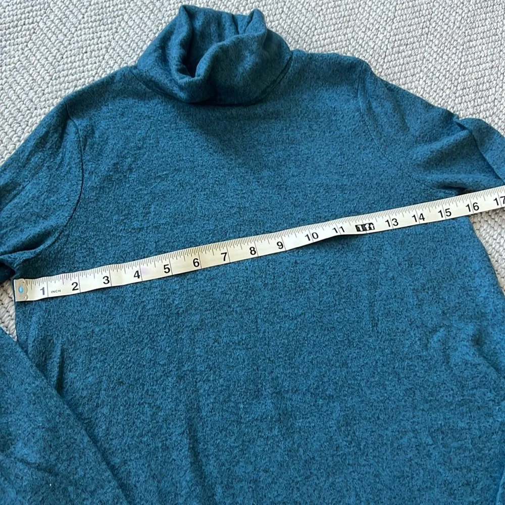 Merona turtle neck top - Image 3