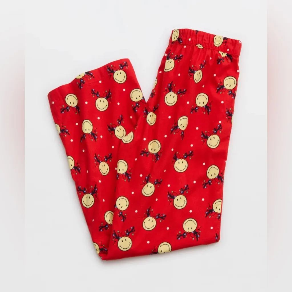 Aerie Red Holiday Lights Smiley® Flannel Skater Pants & Scrunchie Set - size XL - Image 14