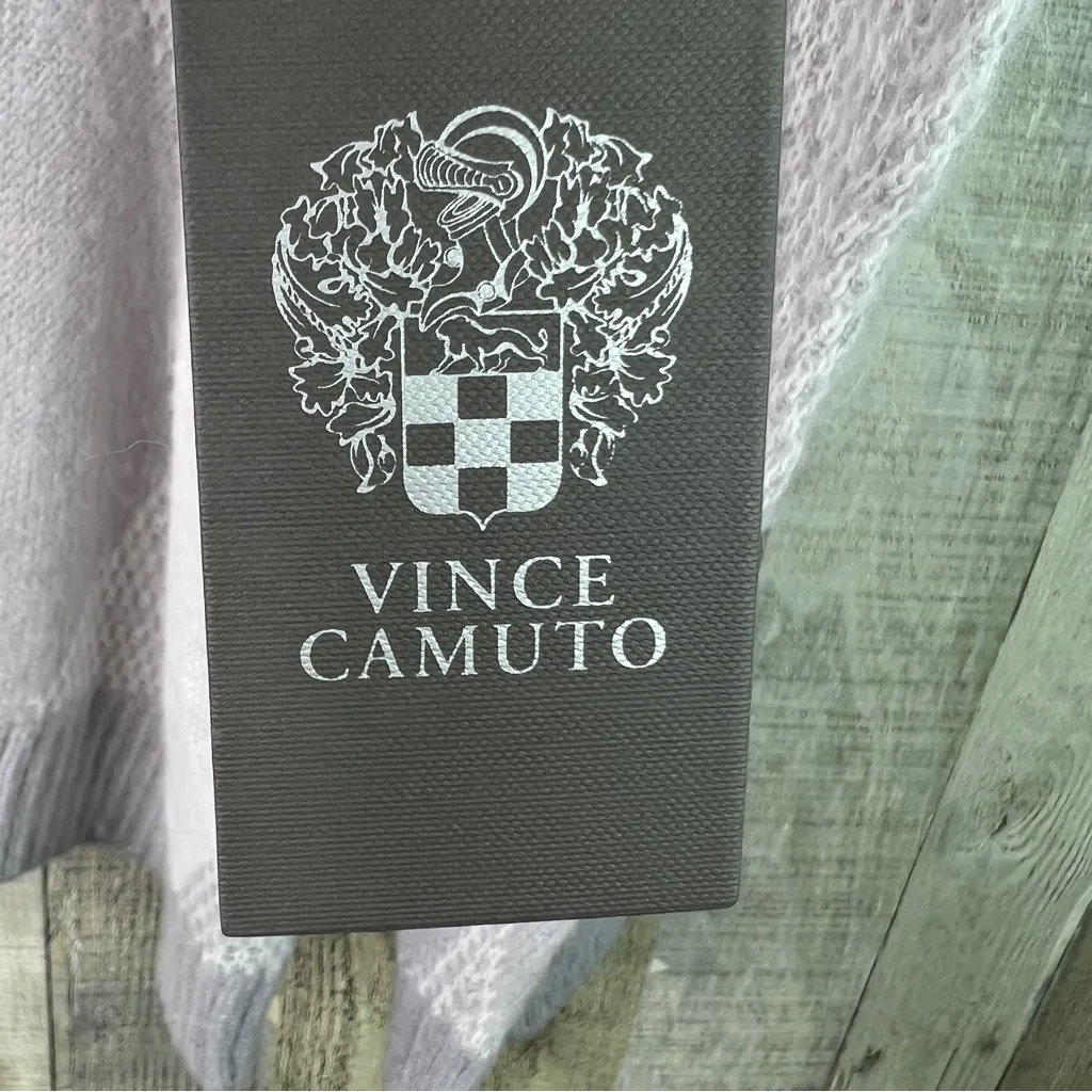 Vince Camuto Large Gray & White Diamond Pattern Sweater w/Long Sleeve & Crewneck - Image 9