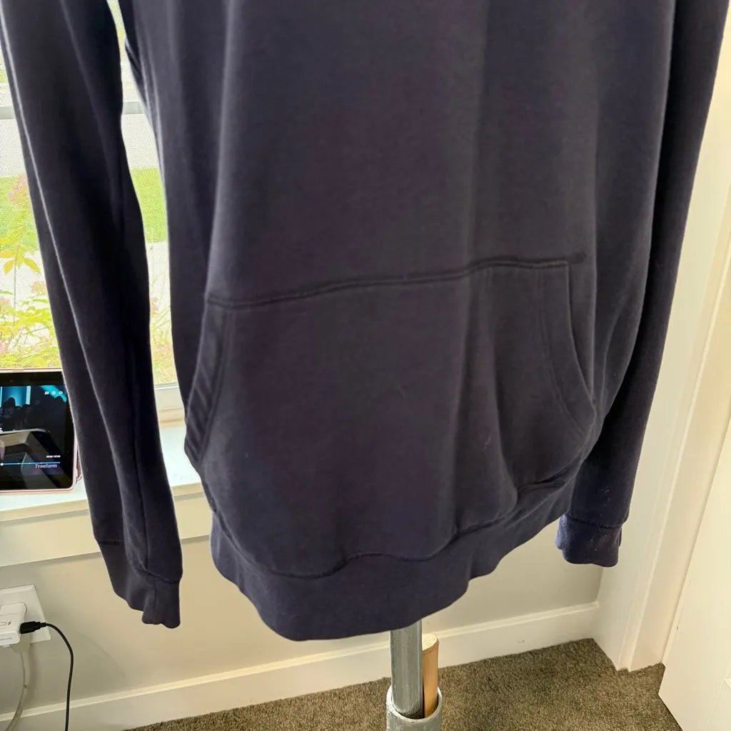 Victoria’s Secret PINK Navy Blue Minnesota Twins MLB Pullover Sweatshirt - Image 4