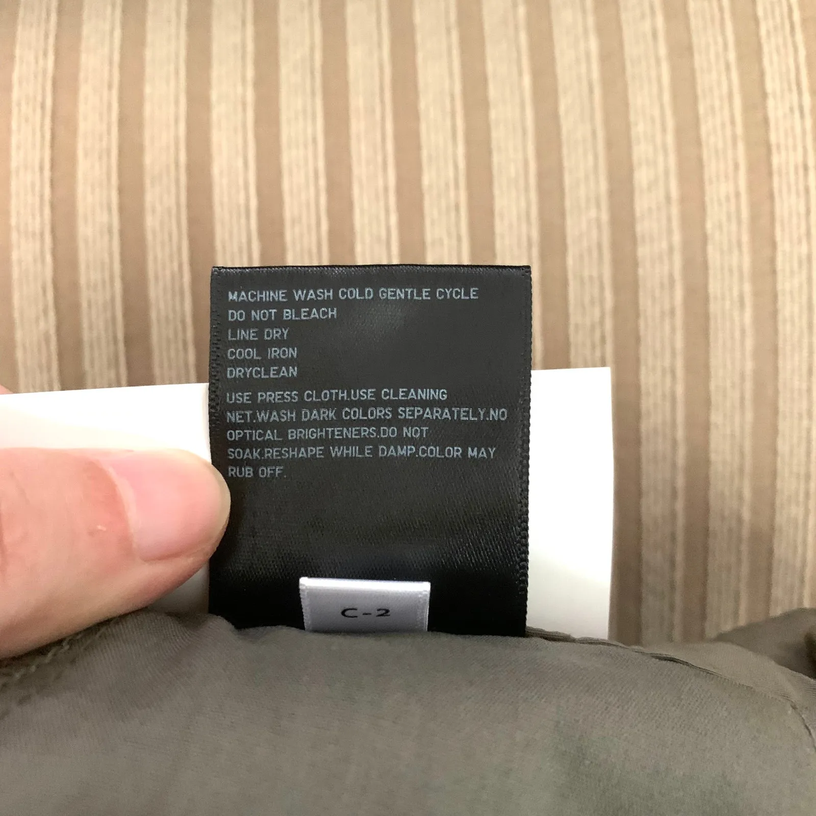 Uniqlo  C Side Snap Pants in Olive - Image 10