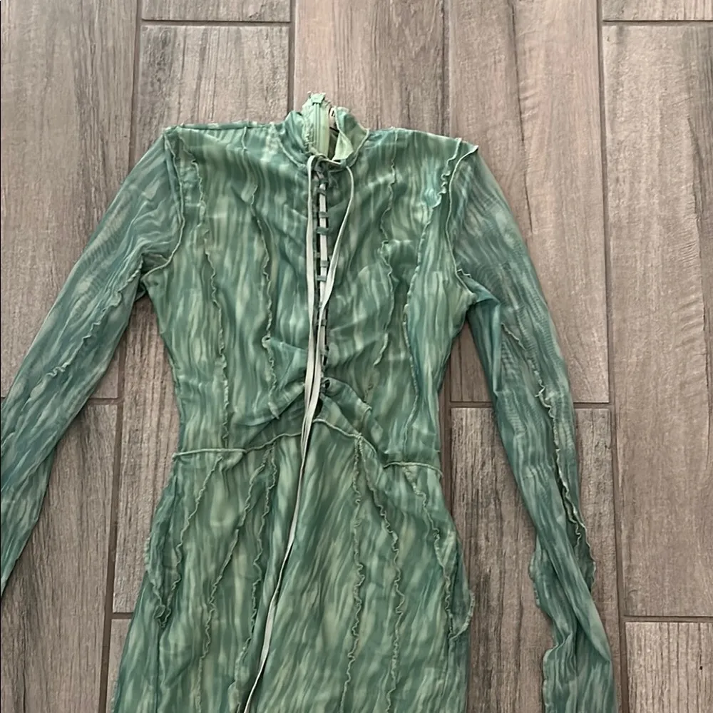 House of CB Green Long Sleeve Bodycon Dress - Image 2