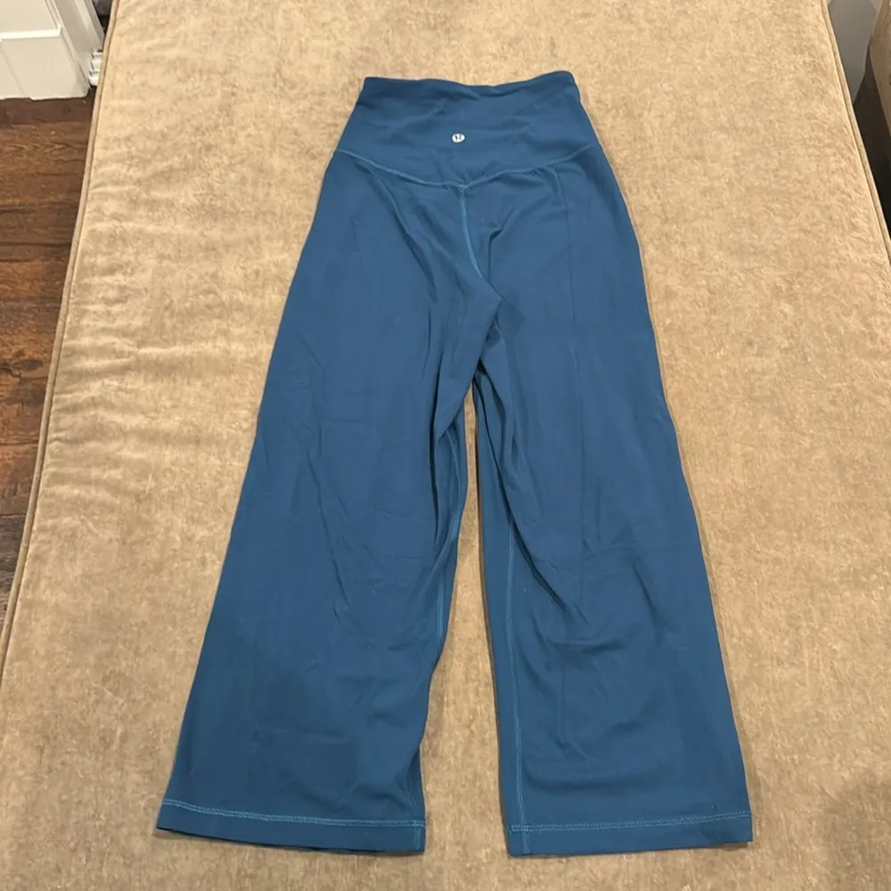 Lululemon Align Wide Leg crop pant. 21inches inseam. Color- teal. Size- 0 - Image 5