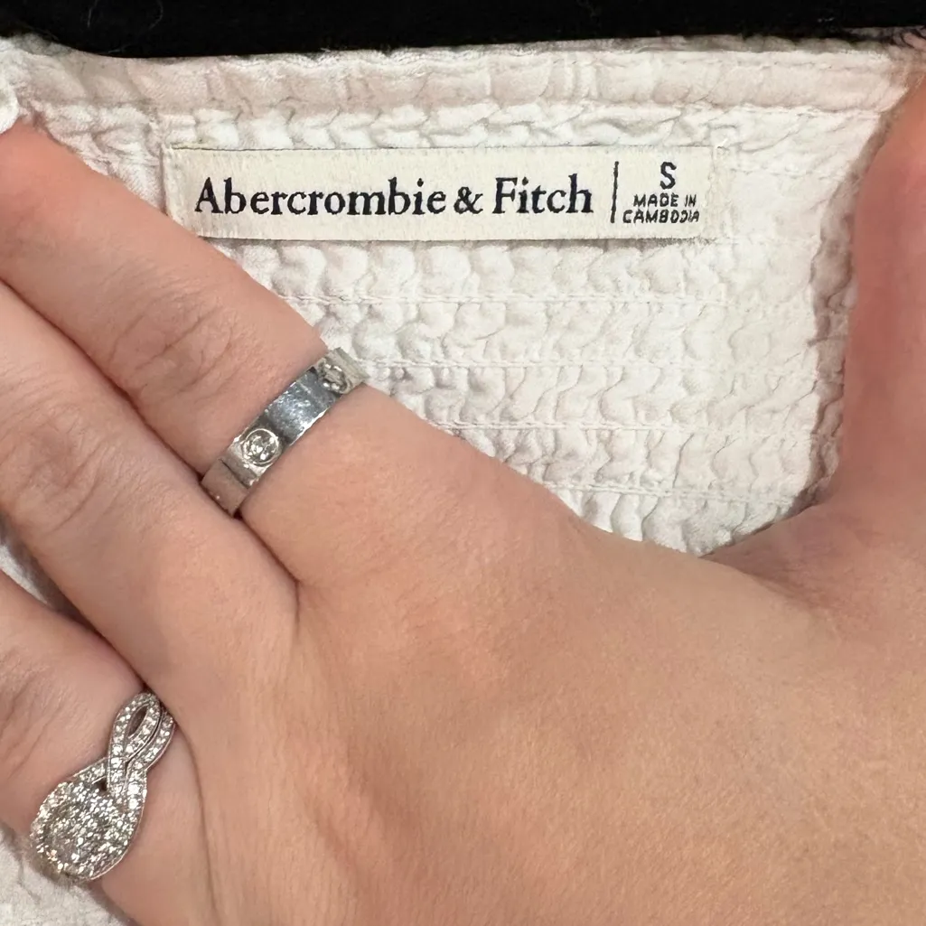 Abercrombie and Fitch White Linen Blend Crop Tank Top- Size‎ Small - Image 3