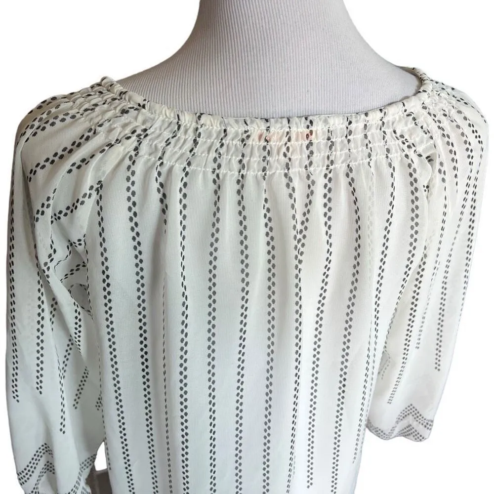 Womens Skies are Blue Tassel Flowy Boho Chevron Print  3/4 Sleeve Top - Sz XS - Image 3