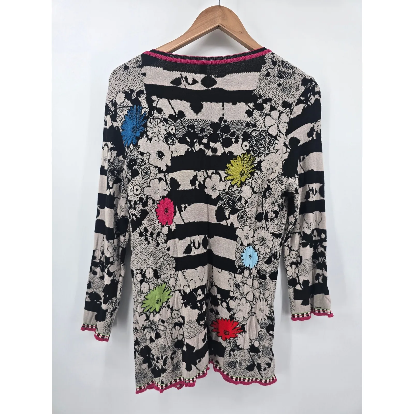EVA & CLAUDI Abstract Floral Stripe Knit Cardigan Sweater Women Medium Black - Image 3