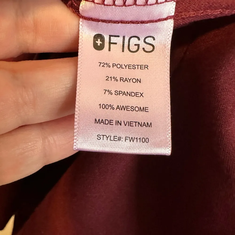 Casma Technical Collection Three Pocket Burgundy Scrub Top XL Nurse - Image 4