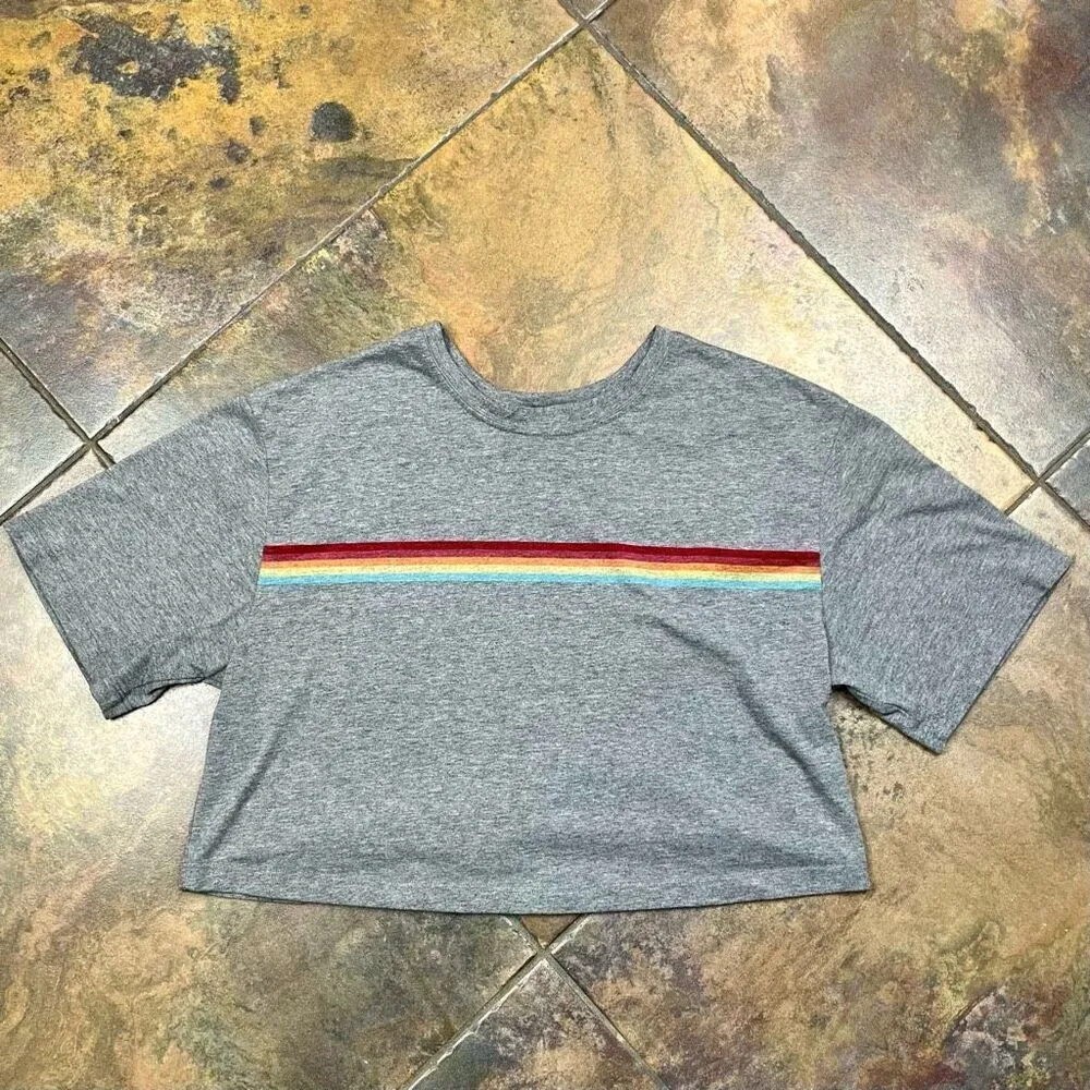 Fabletics Jade Short Sleeve Boxy Rainbow Crop Top Large - Image 3