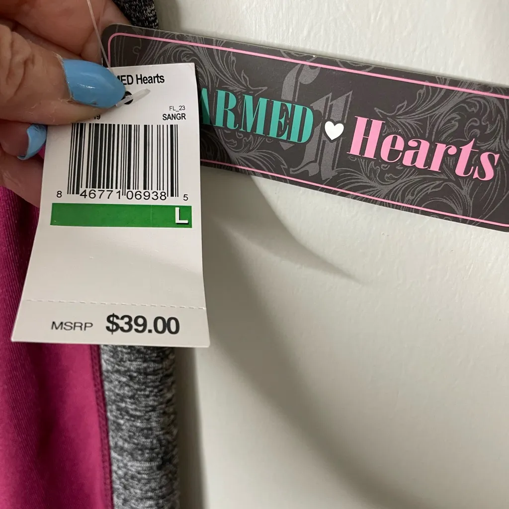 Charmed Hearts Women's Crop leggings Burgundy Heather Gray Large New With Tags Purple - Image 9