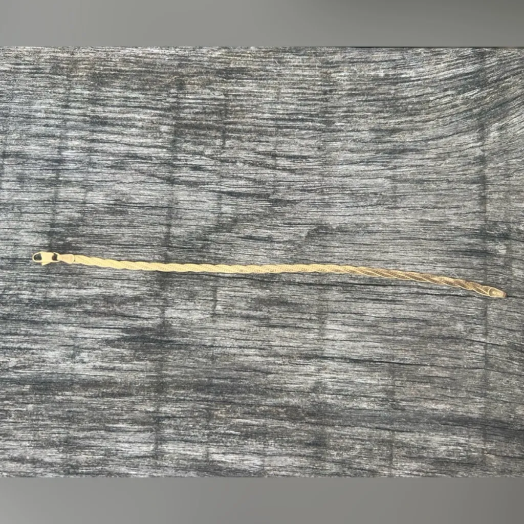 Herringbone twisted 7” 14k gold bracelet - Image 2