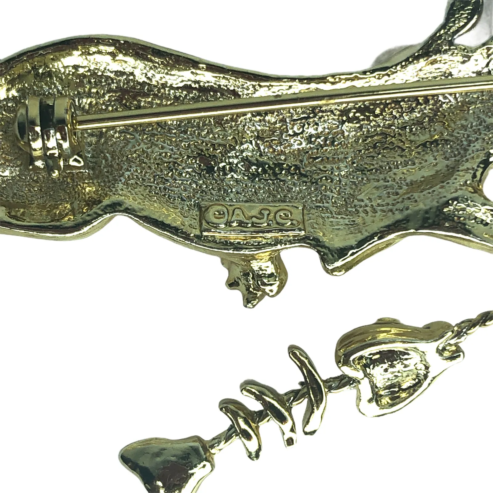 OAJC Cat with Fish Bone Brooch Gold - Image 4