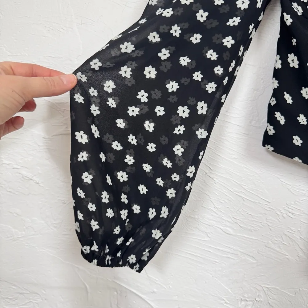 Princess Polly Black Floral Sweetheart Neckline Blouse Womens 2 Coquette Girly - Image 2