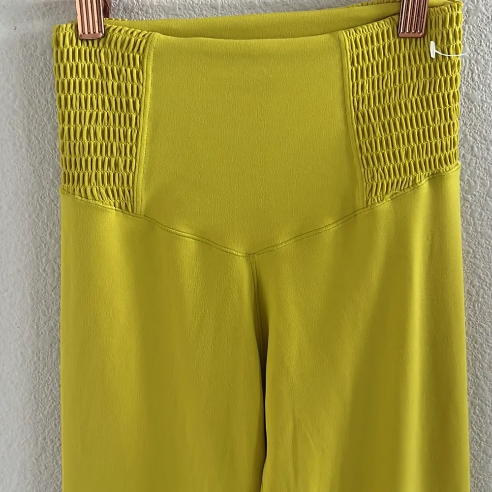 American Eagle Aerie Offline 7/8 Legging Smocked Sides Yellow Soft Small - Image 3