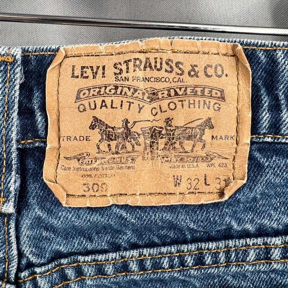 Levi’s Vintage Orange Tab 309s Denim Cutoff Shorts Frayed Hem Festival Size 32 - Image 4