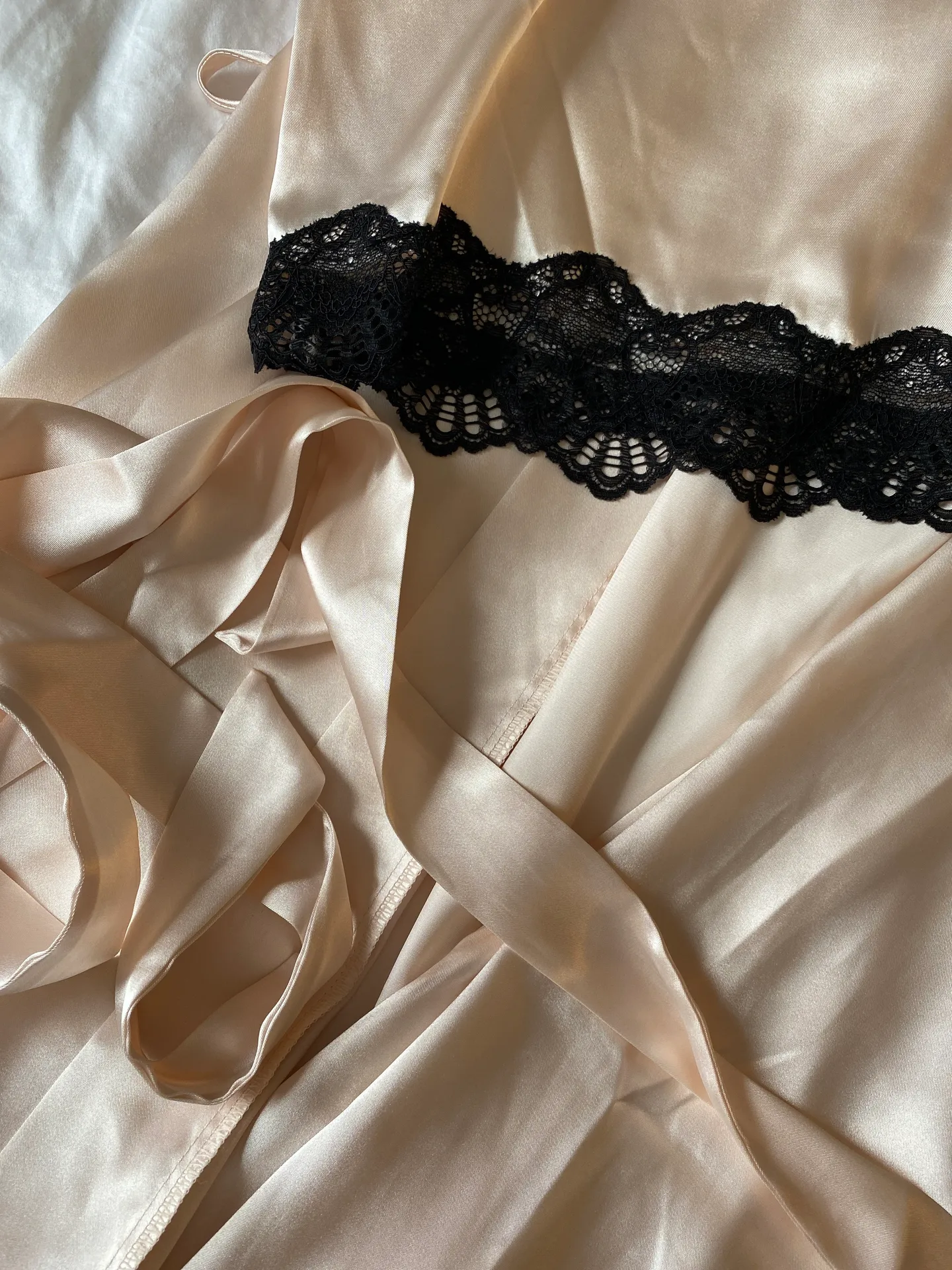 Apt. 9 Silk Robe  - Image 3