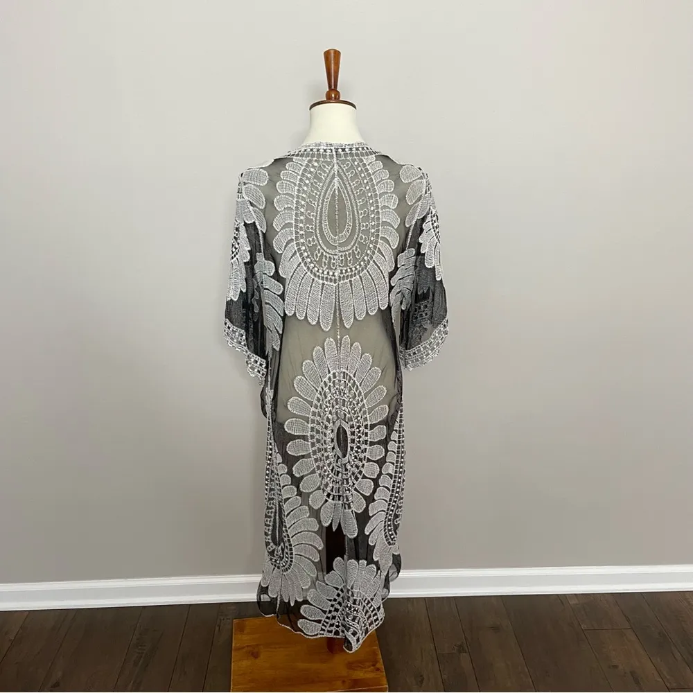 Kimono Cardigan Coverup Long Sheer Crocheted Mesh Boho Hippie Floral Black White Size M - Image 6