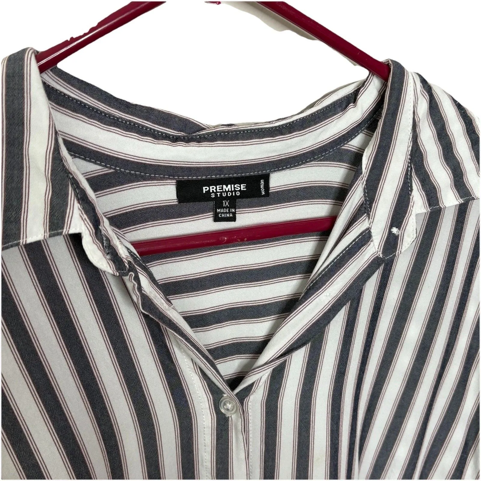 Premise Studio White Stripe Blouse Button Roll Tab Sleeve High Low Hem Sz 1X - Image 2