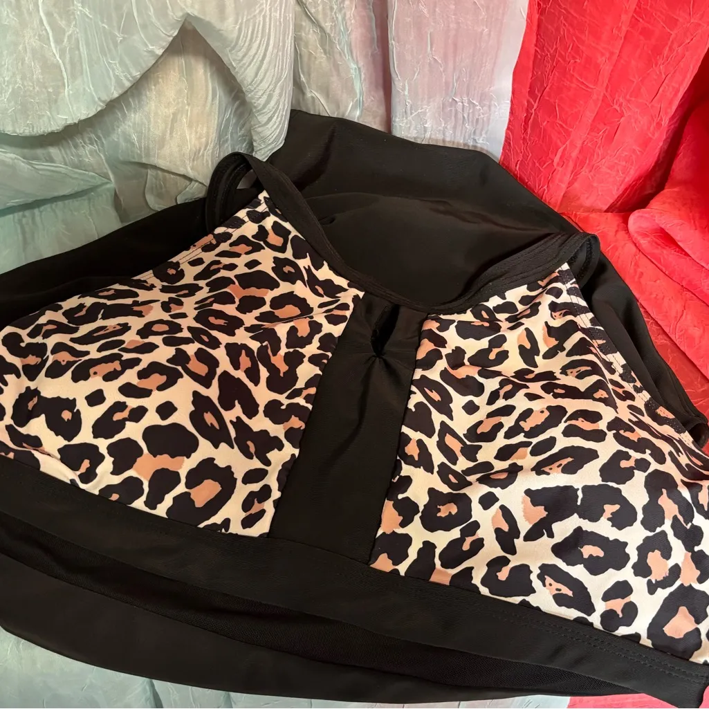 SHEIN Leopard Print and Black One Piece Swimsuit - Image 2