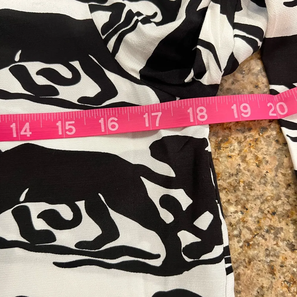 The Kooples Panther Print Black and White long sleeve Top size Small/1 FR NWT - Image 5