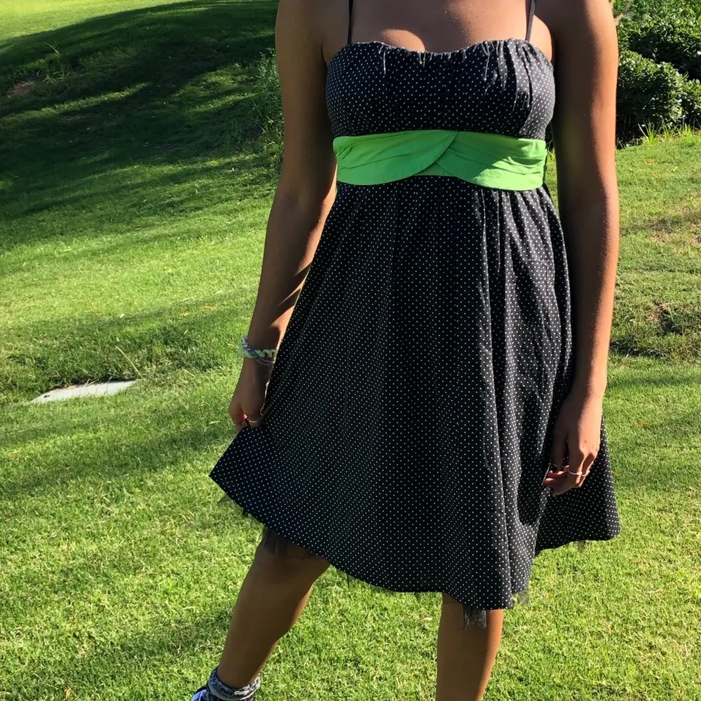 Semi formal/ formal dress. Polka dots Size 2 - Image 6