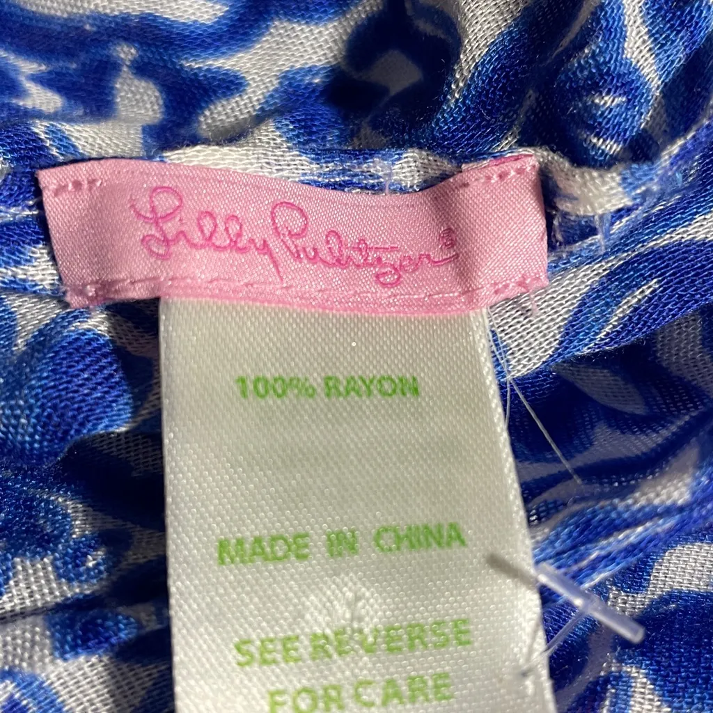Lily Pulitzer Resort Infinity scarf Wrap Blue/White Floral Pink Tassels - Image 4