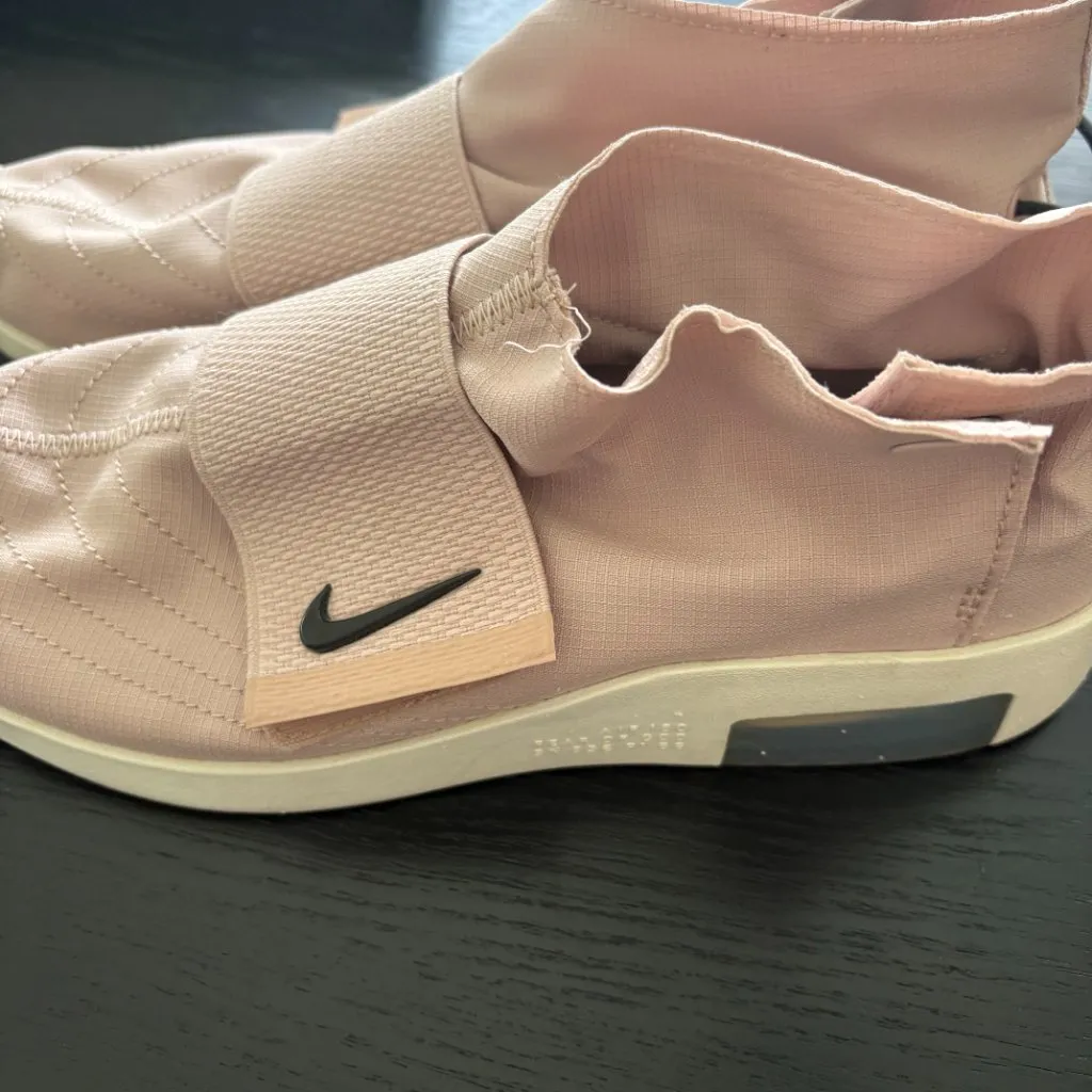 Nike Air Fear of God MOC Particle Beige Unisex Women Size 9 Men 7.5 EUC - Image 2