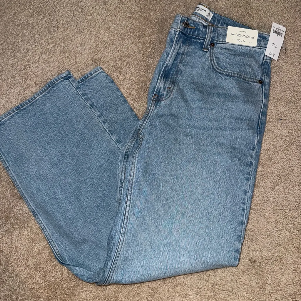NWT Abercrombie & Fitch The ‘90s Relaxed High Rise Jeans - Image 8