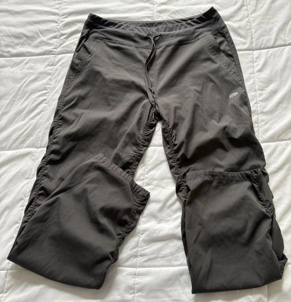 Marika Womens Size XL Gray Joggers Sweatpants Pockets Drawstring Activewear - Image 1