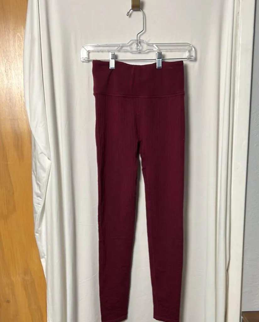 Fabletics Ribbed Seamless High-Waisted Legging Size Small - Image 3