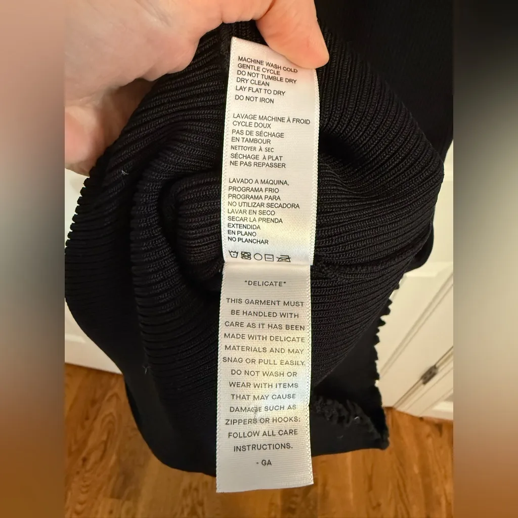 Good American Black Rib Knit Bodycon V-Neck Midi Dress - Image 5