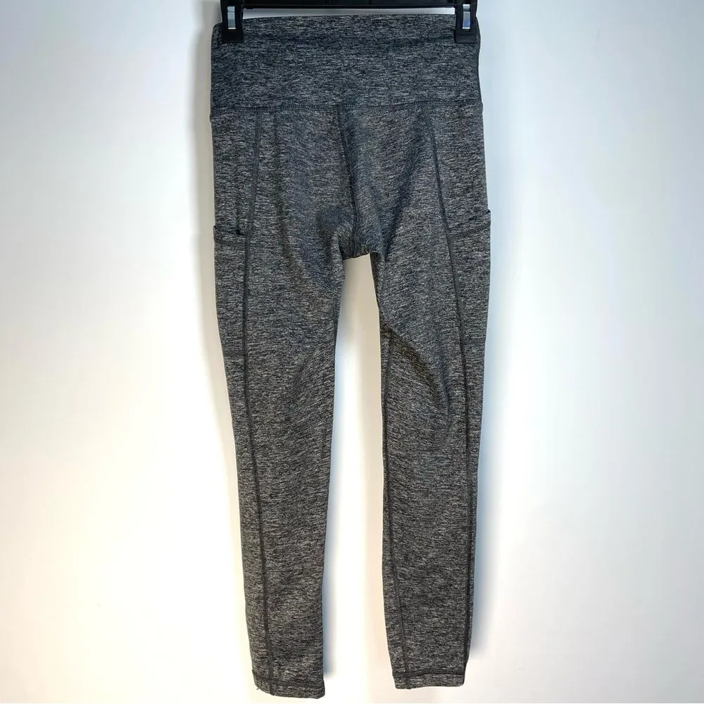 Aerie Grey Chill Play Move Legging High Rise Capri Yoga Pilates Size S Short - Image 5