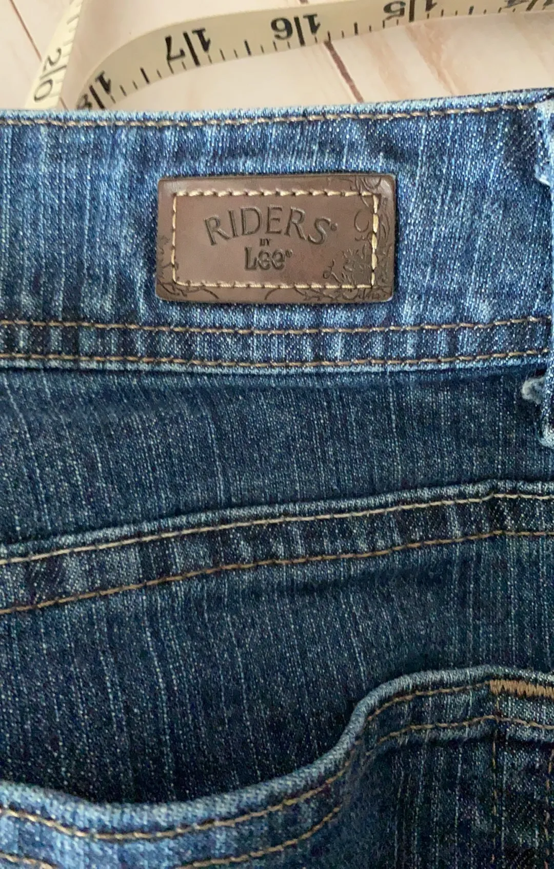 Women’s Riders  jeans dark wash straight leg 33 x 29 high rise stretch EUC - Image 9