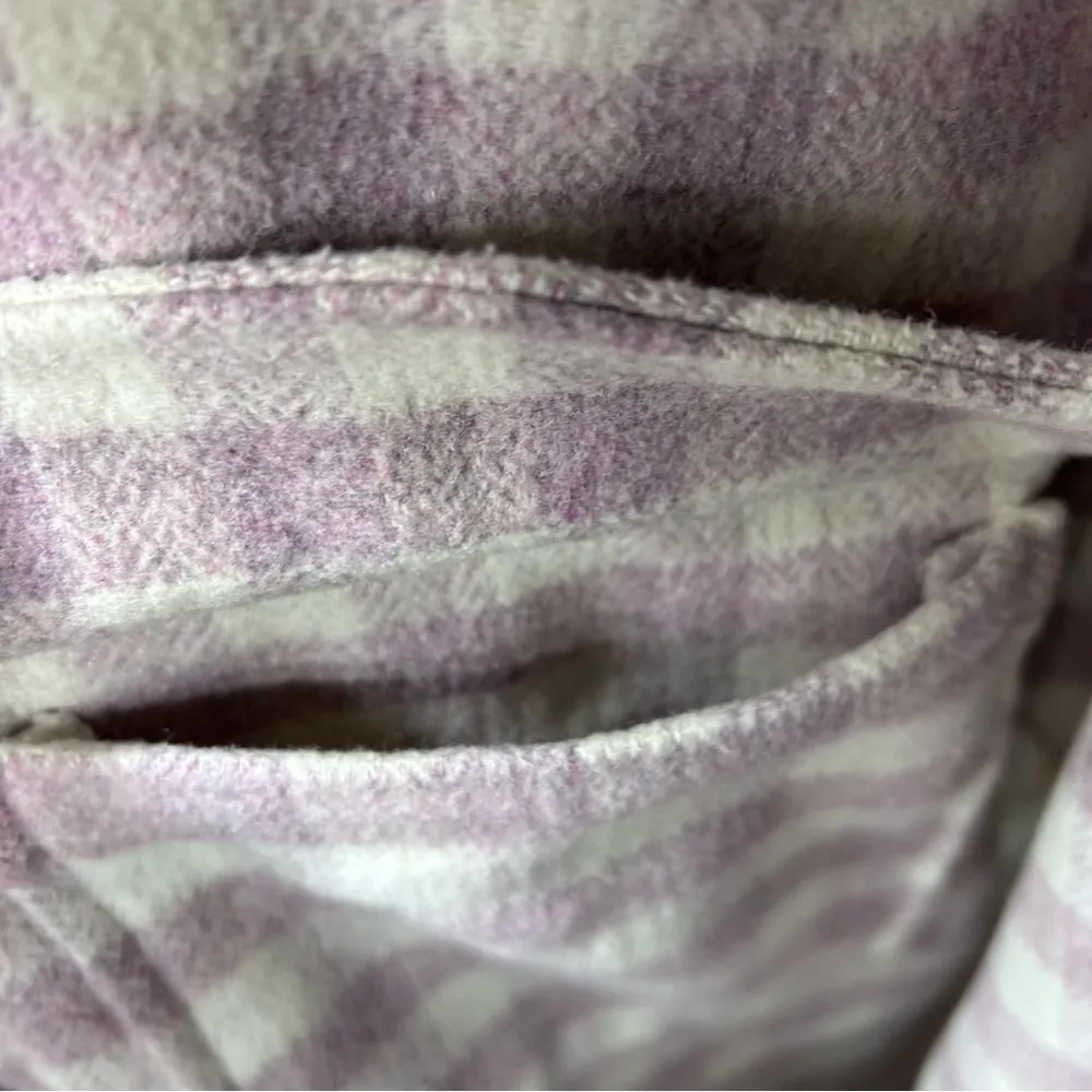Moodie Lavender/Cream Gingham Shacket: Size MEDIUM Purple - Image 6