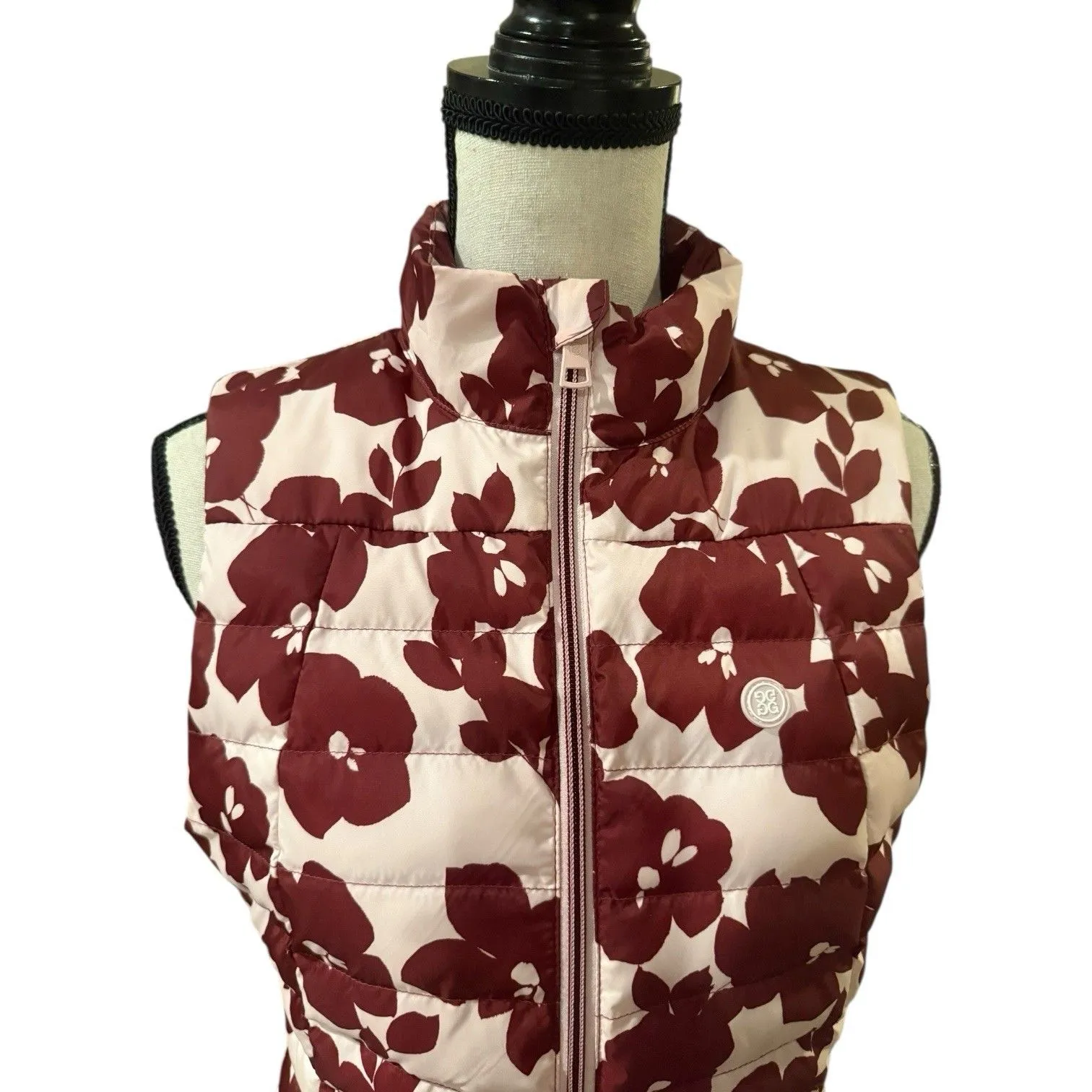 G/FORE Womens Floral Hybrid Quilted Full Zip Vest Pink/4Blush MED Golf Winter Pink - Image 6