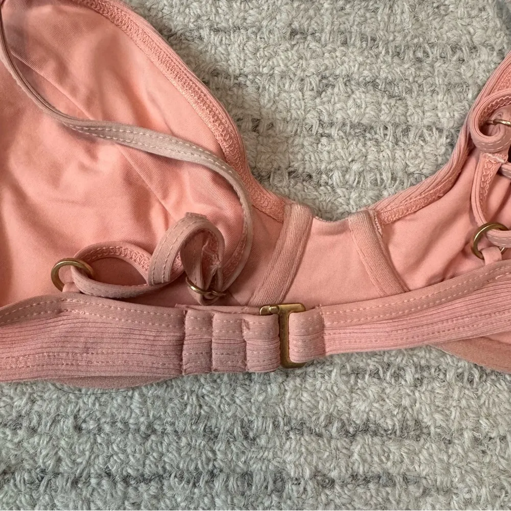 Lspace pink bikini top - Image 4