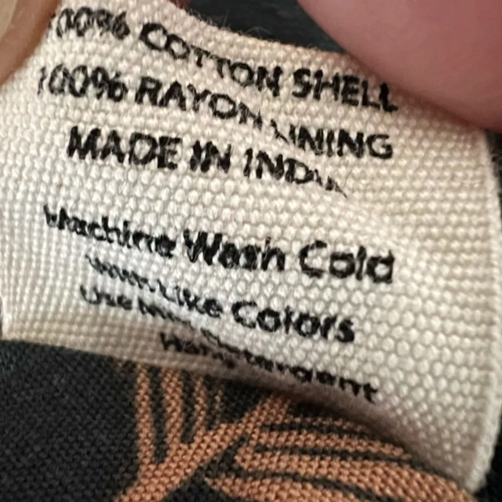 Sseko Designs Noonday Collection Reversible Sherpa Coat, Beige and Bwindi Tan Size L - Image 9