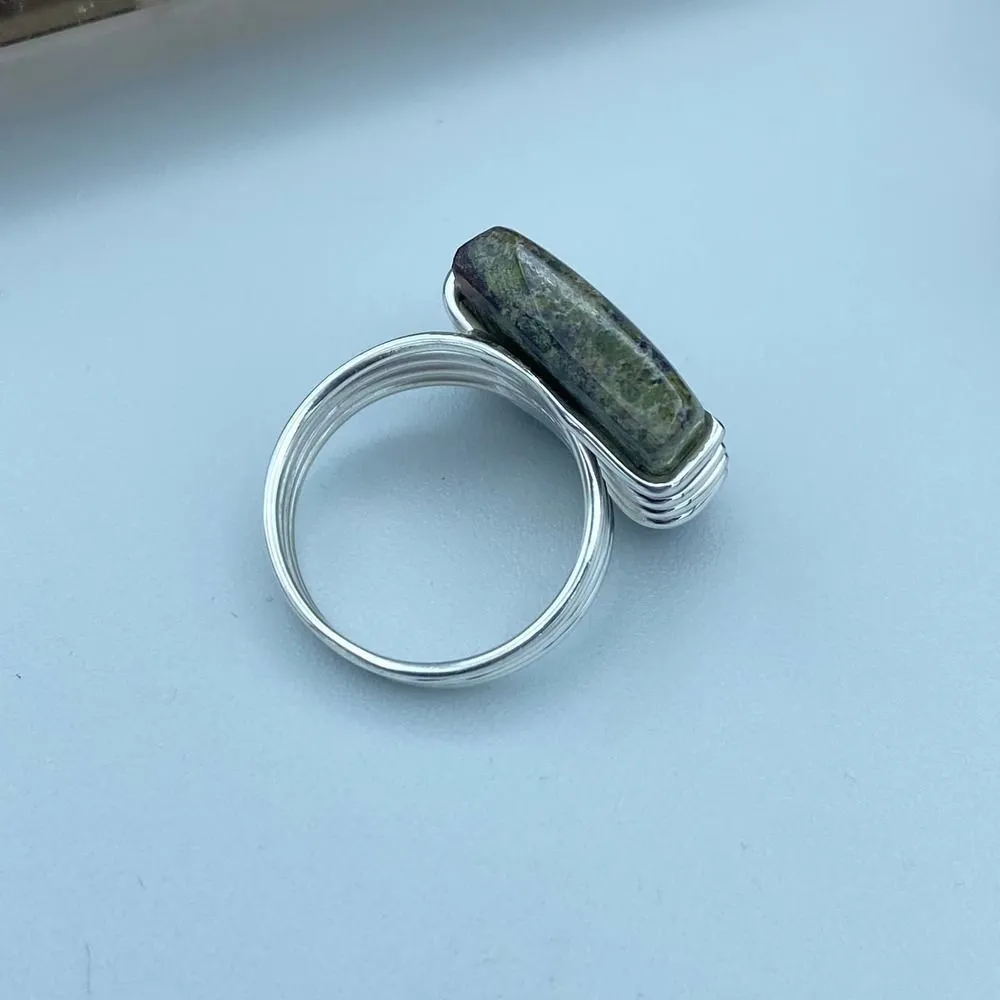 Dragon Blood Gemstone Sterling Silver Ring Size 8 - Image 9