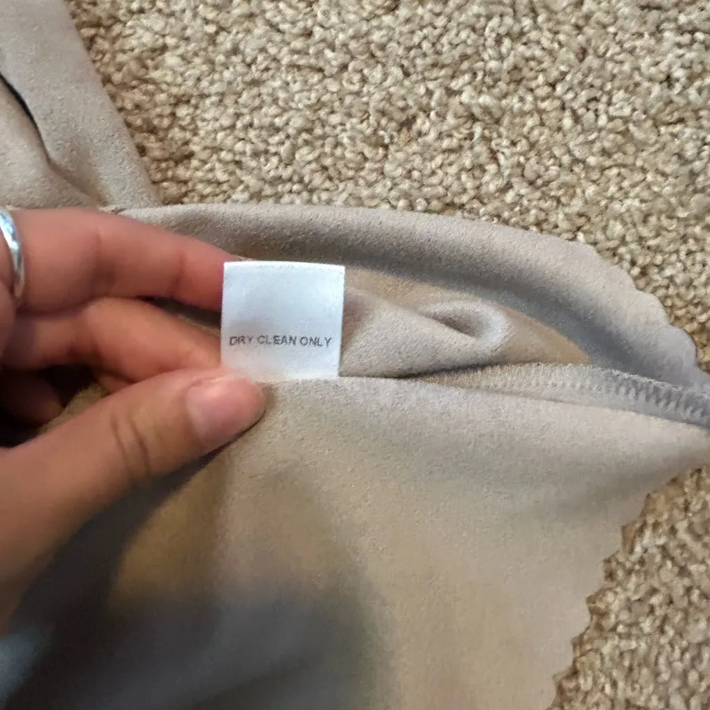 Altar'd State  Beige Suede-Like Fabric Size Medium - Image 8