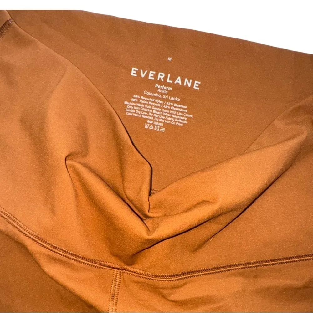 Everlane Perform Ankle Leggings in Copper Size Medium - Image 7