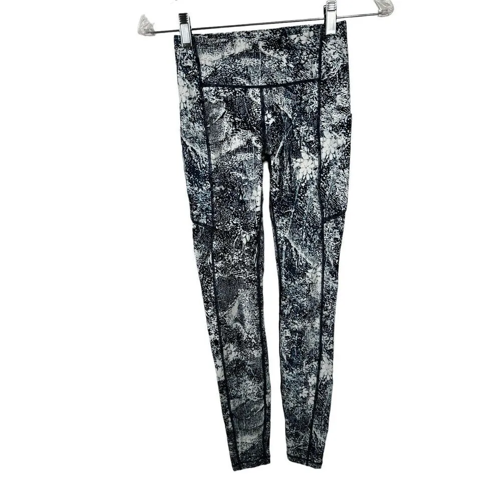 Lululemon Speed Up Tight *Full-On Luxtreme 28 Wildwood Green Multi Women Size 2 - Image 3